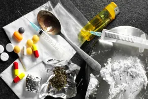 सूरत में 39 लाख के कोकीन के साथ दम्पति गिरफ्तार