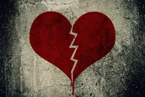 नई दुनिया मुजस्सम दिलकशी मालूम होती है