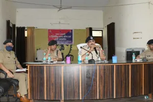 बरेली: 17 जून को मौलाना तौकीर रजा के प्रदर्शन के ऐलान के बाद हाई अलर्ट पर पुलिस, आईजी ने डिजिटल वालंटियर के साथ की मीटिंग