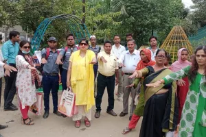 बरेली: पाॅलीथिन का प्रयोग बंद करने के लिए लोगों को किया गया जागरूक