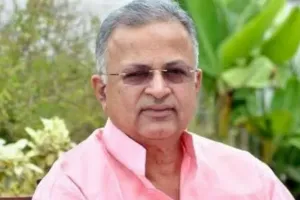 होटलों में आराम कर रही सरकार, जनता के बुरे हाल: सिंघवी