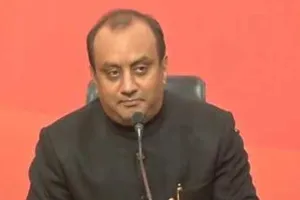 महात्मा गांधी की कांग्रेस से बहुत बौनी हो गई है राहुल गांधी की कांग्रेस: सुधांशु त्रिवेदी