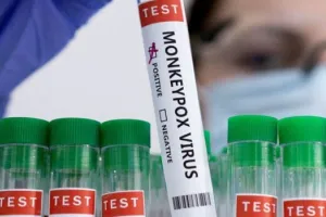 इन चार परिदृश्यों से समझिए, कैसे फैल सकती है मंकीपॉक्स महामारी