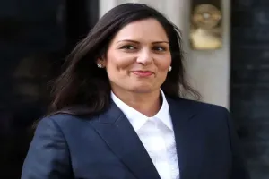 ब्रिटेन सरकार ने जूलियन असांजे के अमेरिका प्रत्यर्पण का दिया आदेश, लेकिन अभी खत्म नहीं हुआ मामला