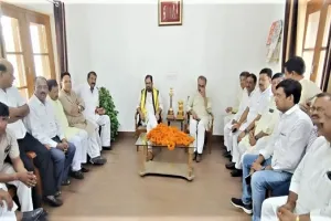 रामपुर : भाजपा चुनाव संचालन समिति की बैठक में बोले नकवी, अपने मताधिकार का करे इस्तेमाल