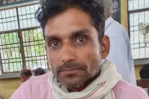 अयोध्या: साहब! मैं तो जिंदा हूं, लेखपाल ने मुझे मृत दिखाकर वरासत किसी और के नाम कर दी