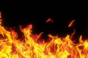 मथुरा: गेल के सीएनजी गोदाम में लगी आग, लाखों का समान जलकर खाक