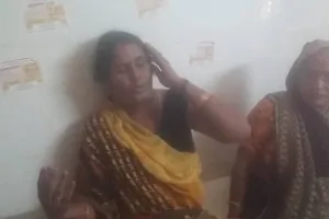 बाराबंकी: संपत्ति विवाद को लेकर दो पक्षों में हुई जमकर मारपीट, 2 गर्भवती महिलाओं समेत आधा दर्जन घायल