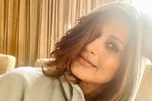 Jaideep Ahlawat ने Sonali Bendre के साथ हम्मा हम्मा गाने पर किया डांस