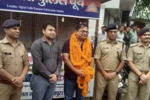 गोरखपुर: एडीजी की पहल पर डॉ. अमित गोयल का बैंड बाजे के साथ हुआ स्वागत