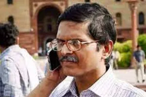 पूर्व आईपीएस अमिताभ ठाकुर ने किया बड़ा ऐलान, बलिया से लड़ेंगे लोकसभा चुनाव