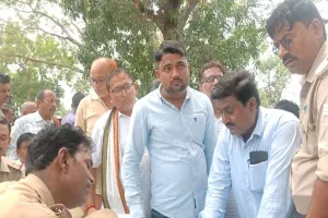 गोंडा: समाधान दिवस में शिकायतों का अंबार, जमीनी मामलों के बोझ से हांफ रही पुलिस