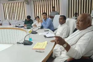 अयोध्या: सरयू में डूबने से होने वाली मौतों पर लगेगा ब्रेक, प्रशासन व यूनीसेफ के अधिकारी स्थलीय निरीक्षण कर बनाएंगे प्लान