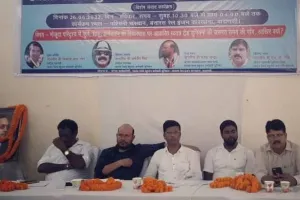 बड़े जन आंदोलन के लिए मजदूरों को तैयार होना चाहिए: एनके सिंह