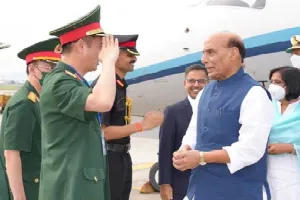 राजनाथ सिंह ने वियतनाम को 12 तटरक्षक नौकाएं सौंपी, रक्षा मंत्री ने कही ये बात…