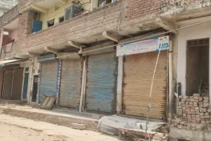 रायबरेली: जुमे के दिन मुस्लिम समुदाय ने ऊंचाहार में बंद रखीं दुकानें