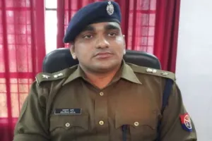 आजमगढ़: जिले में अपराधियों के विरुद्ध चला अभियान, पुलिस ने तीन अपराधियों की खोली हिस्ट्रीशीट
