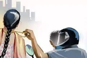 लखनऊ : चेन स्नैचर पर गैंगस्टर का मुकदमा दर्ज