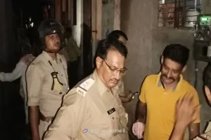 आगरा : दो पक्षों के खूनी संघर्ष में आठ लोग जख्मी, एसएसपी ने कहा- अब मोहल्ला होगा पाबंद