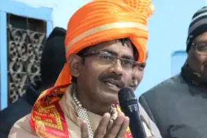 Video: BJP विधायक बोले- दुकानों में पत्थर की पेटी व 2 पिस्तौल रखो, पुलिस कहां तक काम करेगी