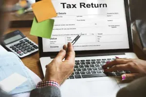 आयकर रिटर्न भरने का आज अंतिम दिन, साइट हो रही हैंग