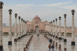 लखनऊ: अंबेडकर पार्क से चोरी हुई हाथी की मूर्ति, BSP MLA ने कही बड़ी बात