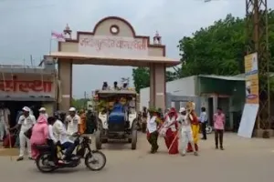 मथुरा: बाबा जयगुरुदेव आश्रम में उमड़ने लगी अनुयायियों की भीड़