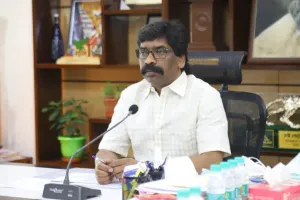 जंगलों में आग लगने की सूचना एवं अन्य शिकायत के लिए टोल फ्री नंबर जारी करें : हेमन्त सोरेन