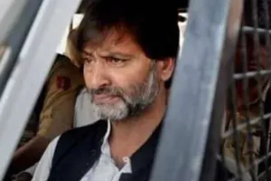 यासीन मलिक तिहाड़ जेल वापस लौटा, अभी भी आईवी फ्ल्यूड पर