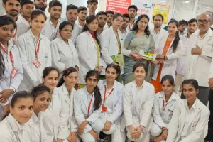 बरेली: पैरामेडिकल के छात्रों ने किया आईएमए ब्लड बैंक का भ्रमण