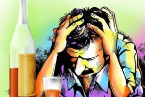 बरेली: सार्वजनिक जगहों पर शराब पीने वालों के खिलाफ चला अभियान, 925 को दबोचा