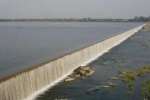 Flood Updates: आंध्र प्रदेश में गोदावरी नदी में आई बाढ़, कई गांव डूबे