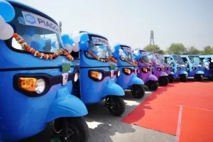 दिल्ली मेट्रो ने इलेक्ट्रिक तिपहिया के लिए दिए 300 परमिट, महिलाएं होंगी चालक