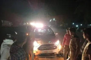 बाराबंकी : बीच सड़क पर कार ने युवक को मारी टक्कर, दर्दनाक मौत