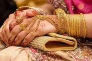 हरदोई : अमेरिका ब्याह कर गई बहू से ससुर ने कही बेहद शर्मनाक बात, रिपोर्ट दर्ज, जानिये क्या है पूरा मामला