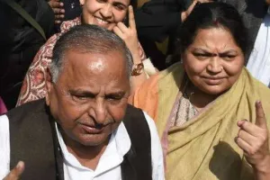 सपा संरक्षक मुलायम सिंह यादव की पत्नी साधना गुप्ता का अस्पताल में निधन