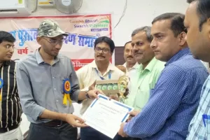 गोरखपुर : स्वच्छ विद्यालय पुरस्कार में 36 स्कूलों को सीडीओ ने दिया इनाम