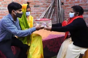 गोरखपुर : नवदम्पति को खुशहाली का राज सिखा रहा शगुन किट, जानिये इसकी खासियत