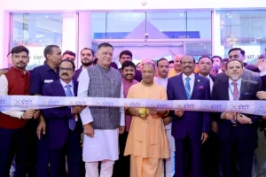 लखनऊ : राजधानी में खुला अंतर्राष्ट्रीय शॉपिंग मॉल लुलु, सीएम योगी ने किया उद्घाटन