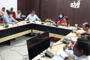 बरेली: सड़कों की प्रगति कम होने पर मंडलायुक्त हुईं नाराज, अफसरों को दिए निर्देश