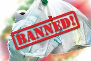 हल्द्वानी: अमृत विचार की खबर का असर, 22 किलो प्रतिबंधित प्लास्टिक और पॉलीथिन जब्त