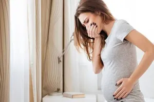Pregnancy में Vomiting आना है कॉमन सी बात, इन टिप्स से पा सकते हैं मिचली से छुटकारा