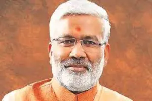 लखनऊ : स्वतंत्र देव सिंह के बीजेपी अध्यक्ष पद छोड़ने की अटकलें तेज, जल्द हो सकती है नए नाम की घोषणा