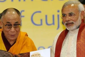 पीएम मोदी ने दलाई लामा को दी जन्मदिन की शुभकामना