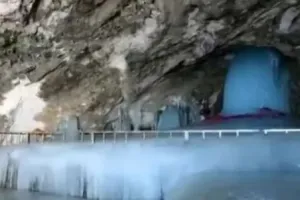  दूसरे दिन भी रोक रही अमरनाथ यात्रा पर