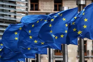 रूस से गैस आपूर्ति में कटौती की आशंका के बीच ईयू के देशों के बीच समझौता