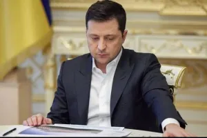 Ukraine War: यूक्रेन के राष्ट्रपति जेलेंस्की ने दो अधिकारियों को किया बर्खास्त, देशद्रोह का लगाया आरोप