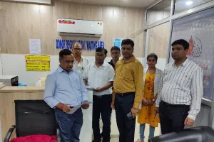 बहराइच: जांच में ब्लड का नमूना हुआ फेल, डीआई ने हसन हॉस्पिटल के संचालक को भेजा नोटिस