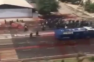 उज्बेकिस्तान में हिंसा में अब तक 18 लोगों की मौत, 243 घायल, 516 हिरासत में