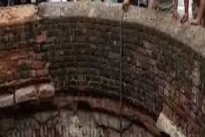 झांसी: पंचकुइयां क्षेत्र में कुंए में फिर मिला युवक का उतराता हुआ शव, जांच में जुटी पुलिस